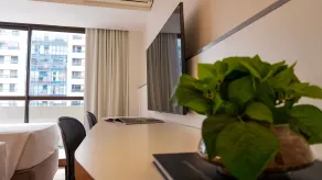 St Paul Plaza Hotel - Room