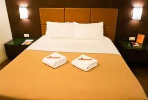 Tacloban Plaza Hotel - Chambre