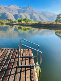 Oaksrest Vineyards Guest Farm - Pool