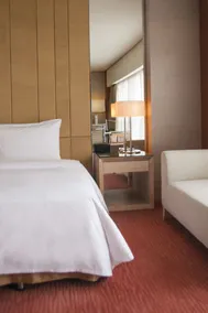 Renaissance Chengdu Hotel - Room