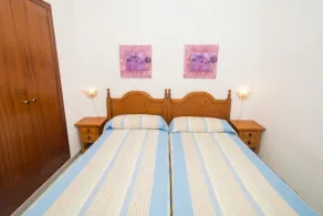 Calpe apartamento con vistas al mar impresionantes a 5 min de la playa aire wifi parking comunitario - Værelse