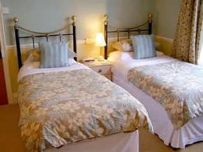 Anton Guest House Bed and Breakfast - Room