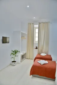 Douskos Port House - Chambre
