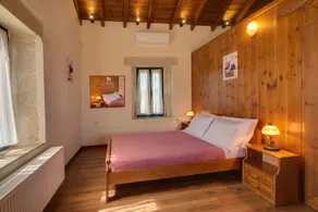 Traditional Ioannis Cottage...luxurious & Rustic With Ecological Heated Pool !!! - Rom