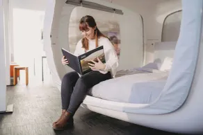 One Night in a Museum - LUNA Sleep Cube - Room