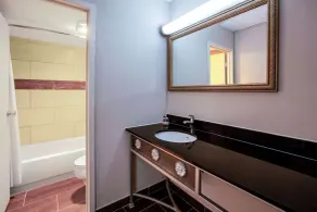 Baymont by Wyndham Northwood - Salle de bain