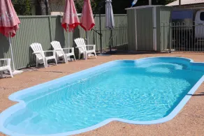 Country Roads Motor Inn Gayndah - Piscina