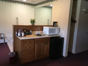 Baymont by Wyndham Mount Vernon Renfro Valley - Room