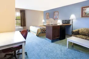 Super 8 by Wyndham Freeport - Værelse