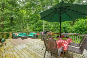 Pet-Friendly Retreat w/ Mtn Views in Sylva! - Interiør
