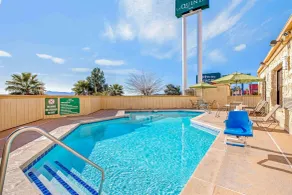 La Quinta Inn by Wyndham El Paso Cielo Vista - Piscine