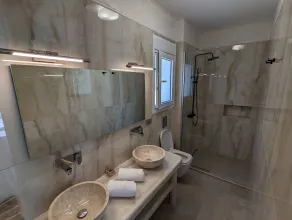 Natura Luxury Suites Parga - Salle de bain