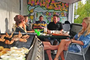 Adelaide Travellers Inn Backpackers Hostel - Restaurant