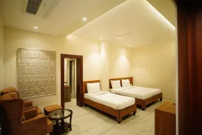 Hotel City Grand Varanasi - Rum