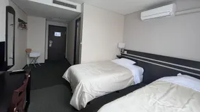 HOTEL CROWN HILLS FUJINOMIYA - Rom