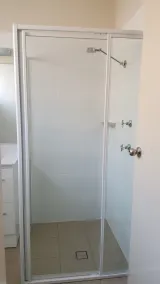George Bass Motor Inn - Bathroom