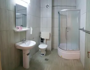 MAGIC COSTINESTI - Baño