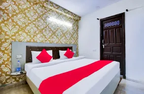 Roomshala 118 Hotel Acclaim 7 sky - Camera
