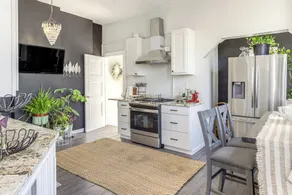 Walkable Apt in York St Historic District - Intérieur