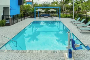 Tru By Hilton Miramar - Pool
