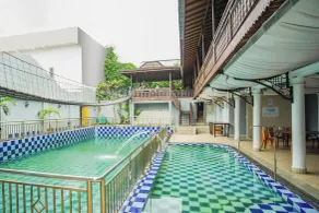 Townhouse Oak Ilir Timur I Near Ptc Mall - Piscine