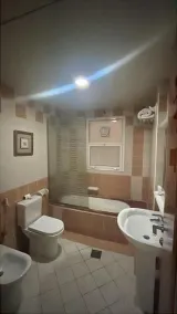 Clifton International Hotel - Bathroom