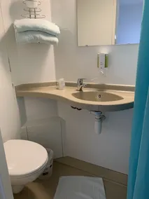 Hotel Macon la Salle - Salle de bain