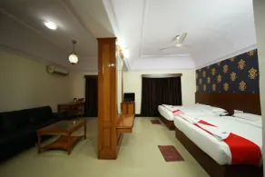 Hotel Chetan International - Room