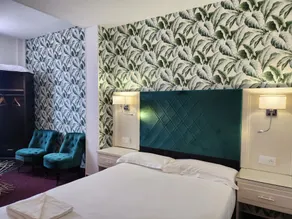 Hotel Grand Paris - Chambre