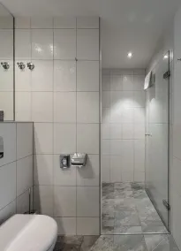 ADELANTE Boutique Hotel - Badezimmer
