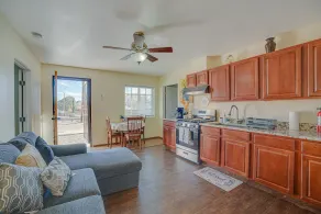 Sunlit Albuquerque Retreat: 3 Mi to Old Town! - Interiør
