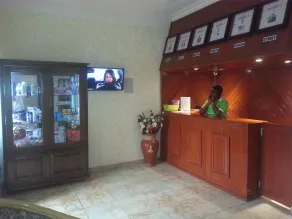 Hotel - Y - Reception