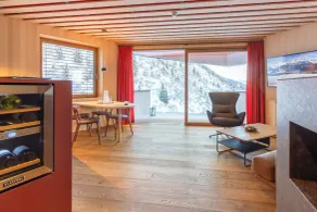 Wohlfühlhotel Hubertushof am Arlberg - Ski-In & Ski-Out - Sky Pool - Quarto