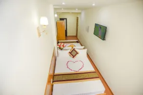 Old Town Palace Guest House - Room