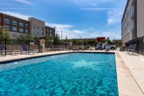 La Quinta Inn & Suites by Wyndham Pflugerville - Piscine