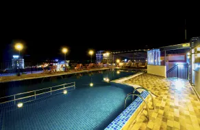 Levan Hotel - Pool