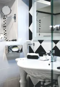 AX The Victoria Hotel - Badezimmer