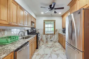 10 Mi to Beach! Group-friendly Bayville Getaway - Interior