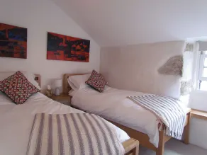 Trenwith Bridge Cottage - Rom