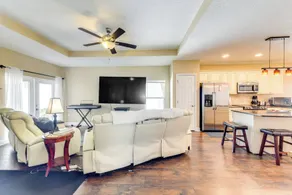 5 Mi to Beach: Family Retreat in Sarasota! - Interior