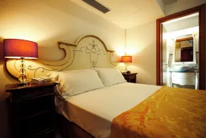 Vico Regio Hotel - Værelse