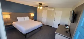 Beachwalker Inn & Suites - Chambre
