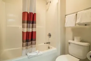 Red Roof Inn Greensboro Coliseum - Salle de bain
