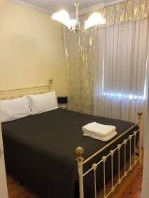 Glenelg Holiday Apartments-Ellis 200 meters to the Beach Free Parking - Rom