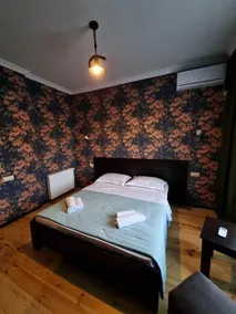 Varga Kvareli - Zimmer