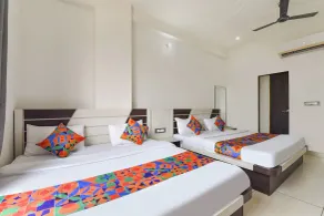 FabHotel Dev Bhumi - Room