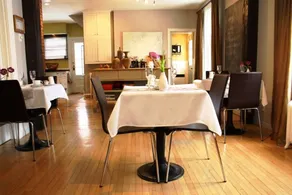 La Maison de Ville - bed & bistro - Restaurant