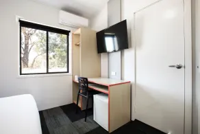 Villawood Hotel - Room
