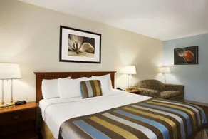 Days Inn by Wyndham Middletown - Chambre