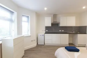 Bridge Road - Room 1b - Camera